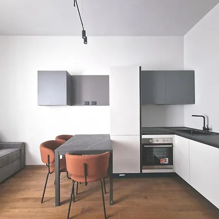 Luxury - Arnaboldi 4 公寓