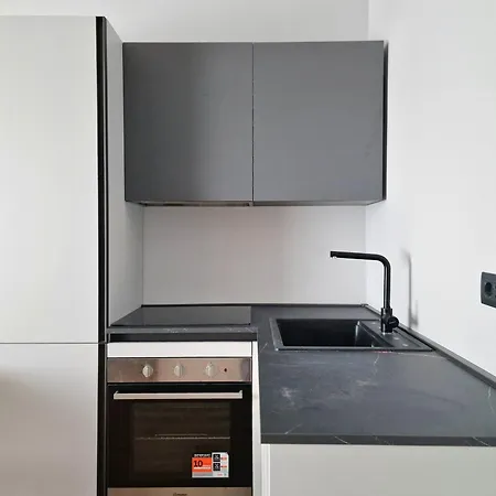Apartment Luxury - Arnaboldi 4 *