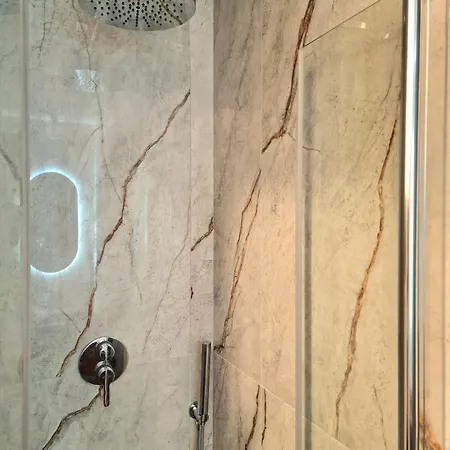 Luxury - Arnaboldi 4 Apartment *